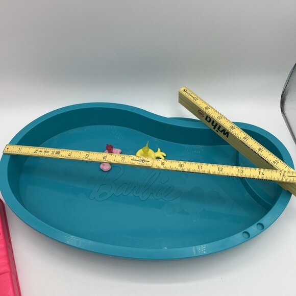 Barbie Dreamhouse Playset HMX10 Replacement pieces 2023 Mattel 58 pcs - Picture 9 of 16